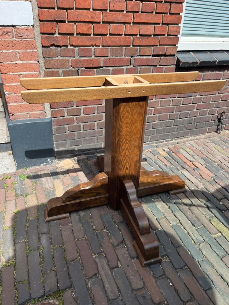 GRATIS eiken poot / tafelpoot voor ronde tafel, Huis en Inrichting, Tafels | Eettafels, Ophalen, Zo goed als nieuw