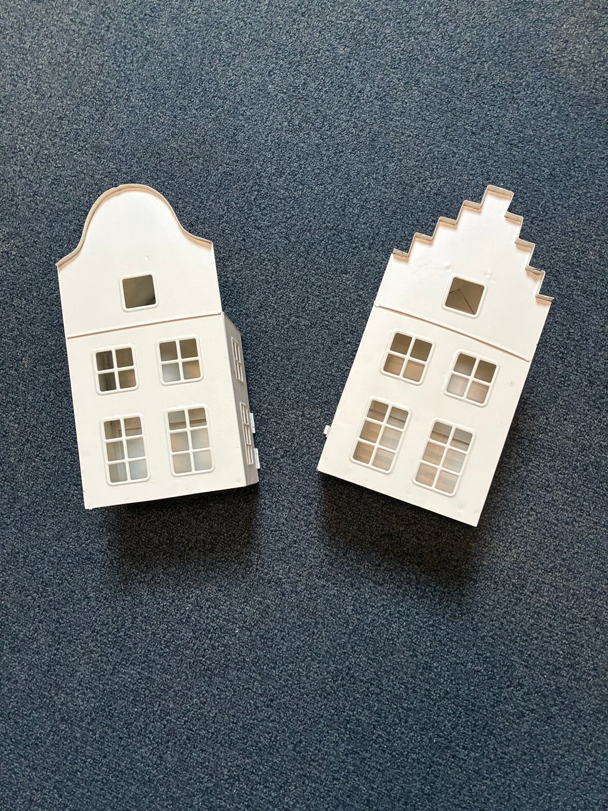 Set van 2 Witte Grachtenpand Huisjes - Decoratie, Huis en Inrichting, Ophalen, Zo goed als nieuw, Wit, Metaal