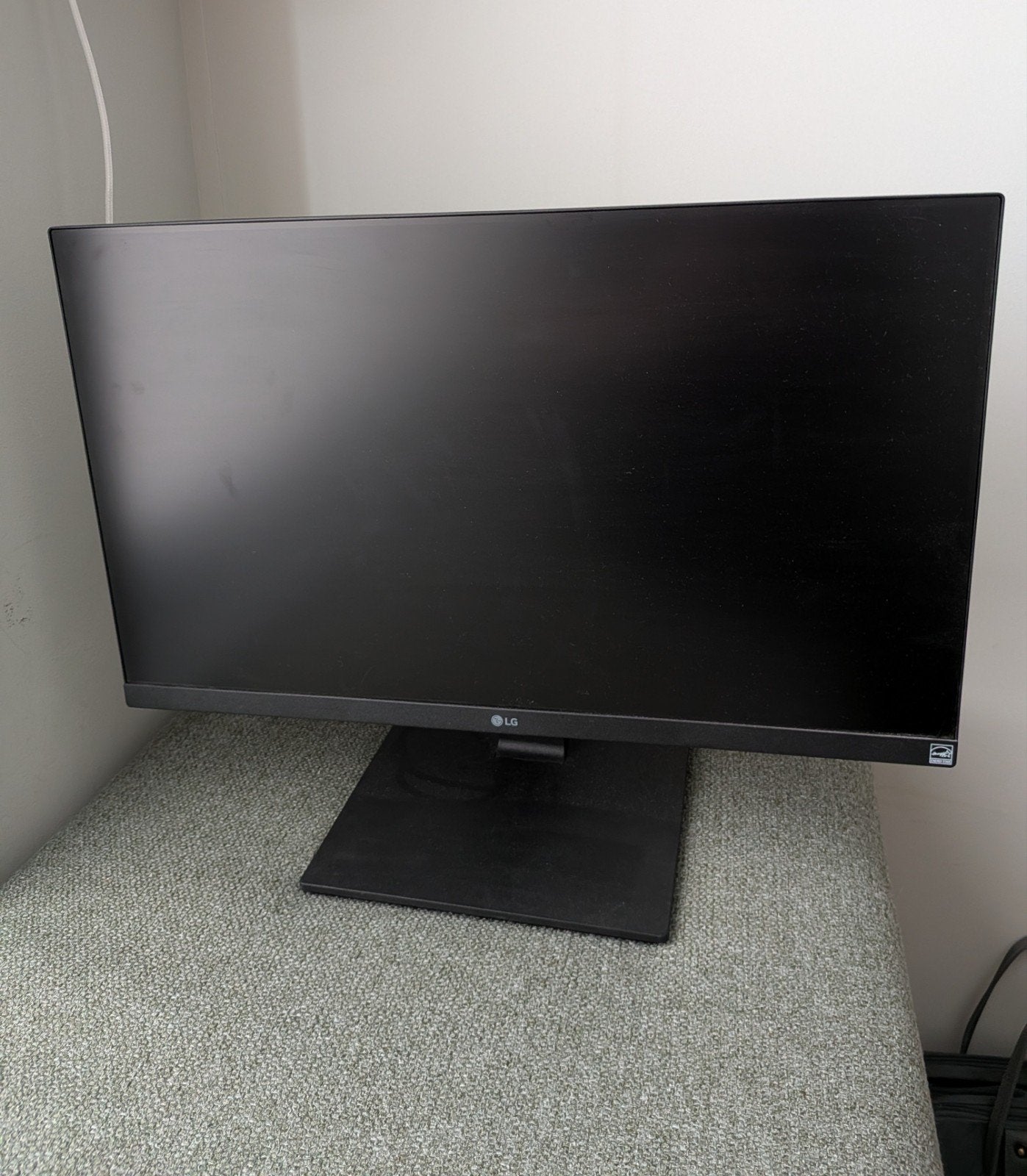 LG Monitor 24 inch met adapter, Ophalen, Gebruikt, IPS, HDMI
