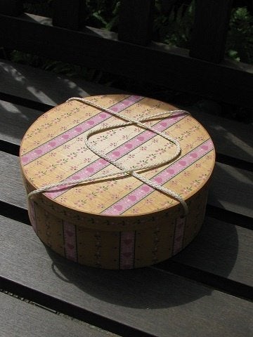 2 Doosjes van Hout., Ophalen of Verzenden