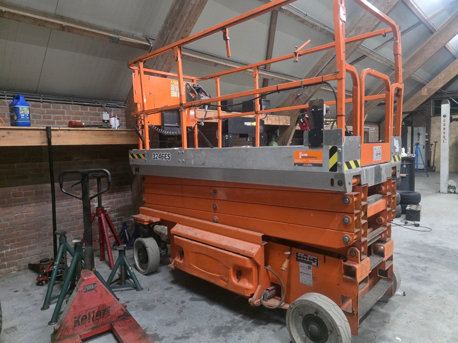 TE HUUR JLG hoogwerker 12m schaar, Ophalen of Verzenden