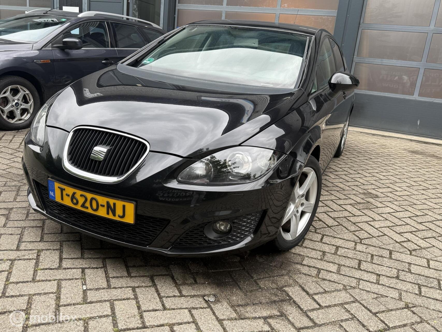 Seat Leon 1.8 TFSI Businessline High|ABC uitlaat|lees adv, Auto's, Euro 5, 15 km/l, Gebruikt, 680 kg