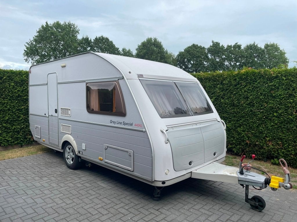 KIP Grey Line 44EKL caravan met voortent, Caravans en Kamperen, Rondzit, Kip, Omvormbare zithoek, Kachel