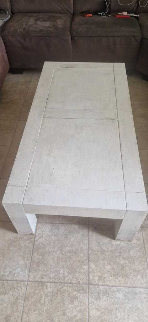 Witte geverfde salontafel van zwaar materiaal, Huis en Inrichting, Tafels | Salontafels, Ophalen, Gebruikt, 100 tot 150 cm, 50 tot 100 cm