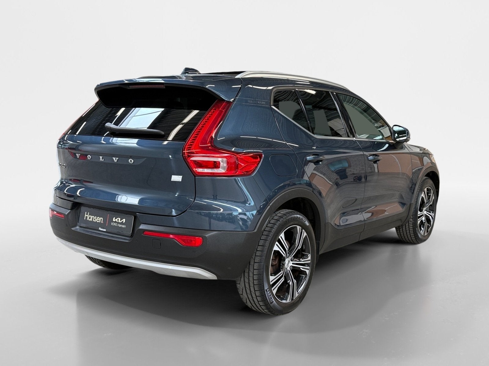 Volvo XC40 1.5 T4 Recharge Inscription I Panoramadak I 360 C, Euro 6, Automatische klimaatregeling, Blauw, Leder