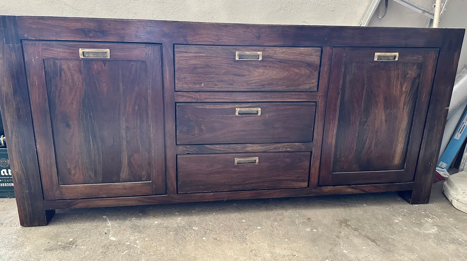Dressoir donkerbruin, 190 lengte 45 breedte 85 hoogte, Huis en Inrichting, Kasten | Dressoirs, Ophalen, Gebruikt
