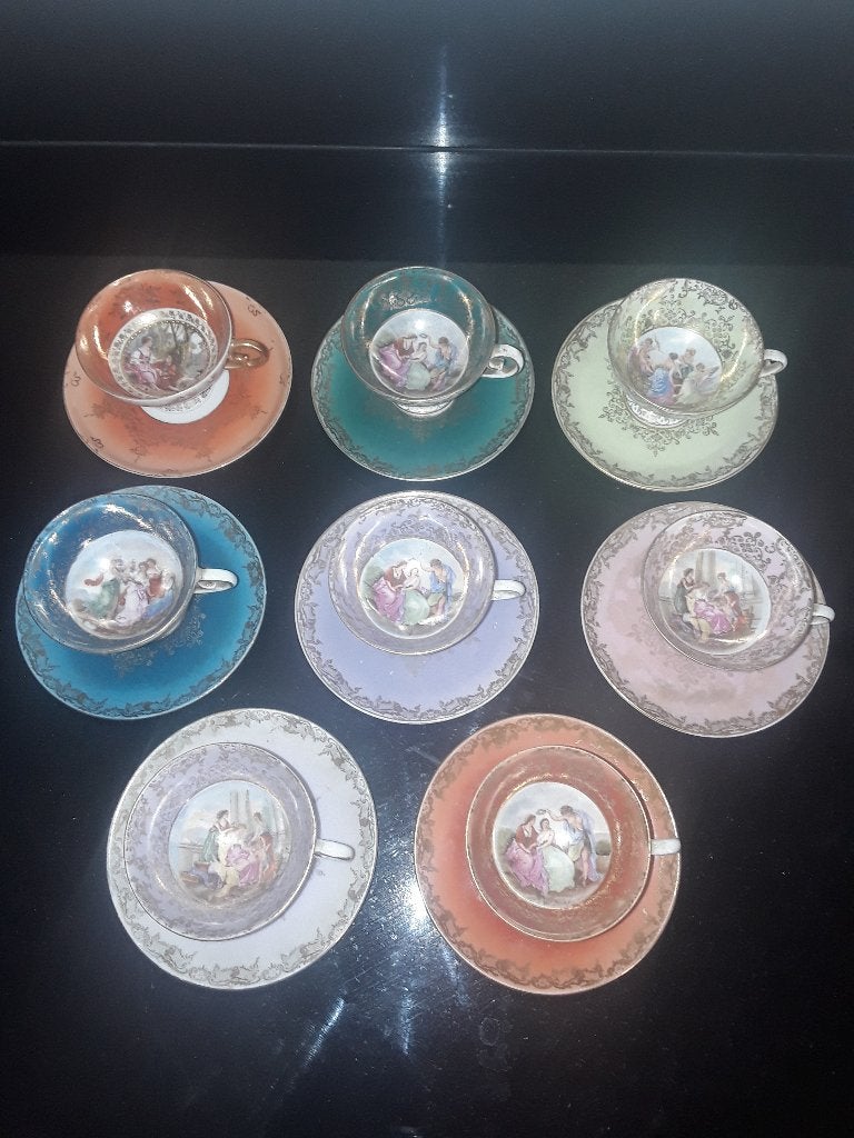8 Antieke Weense sierkop en sch op voet met barok decor, Verzenden