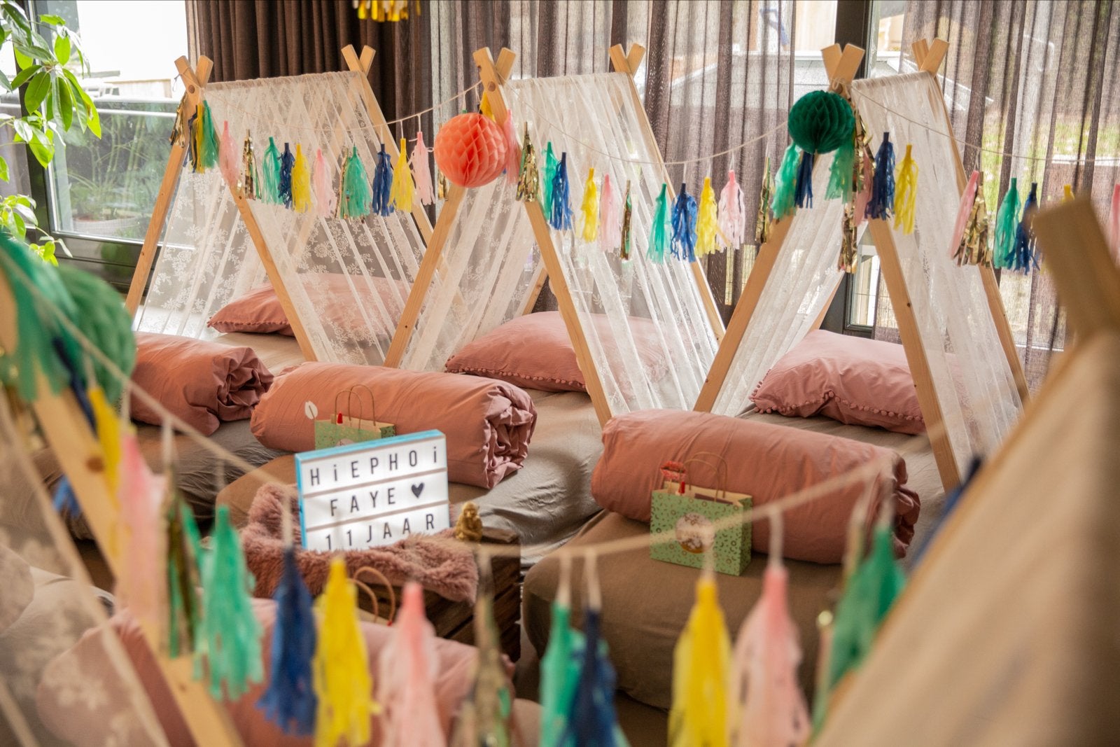 Tipi tentjes te huur voor slaapfeestje kinderfeestje, Hobby en Vrije tijd, Feestartikelen | Verhuur, Ophalen, Nieuw, Verjaardag