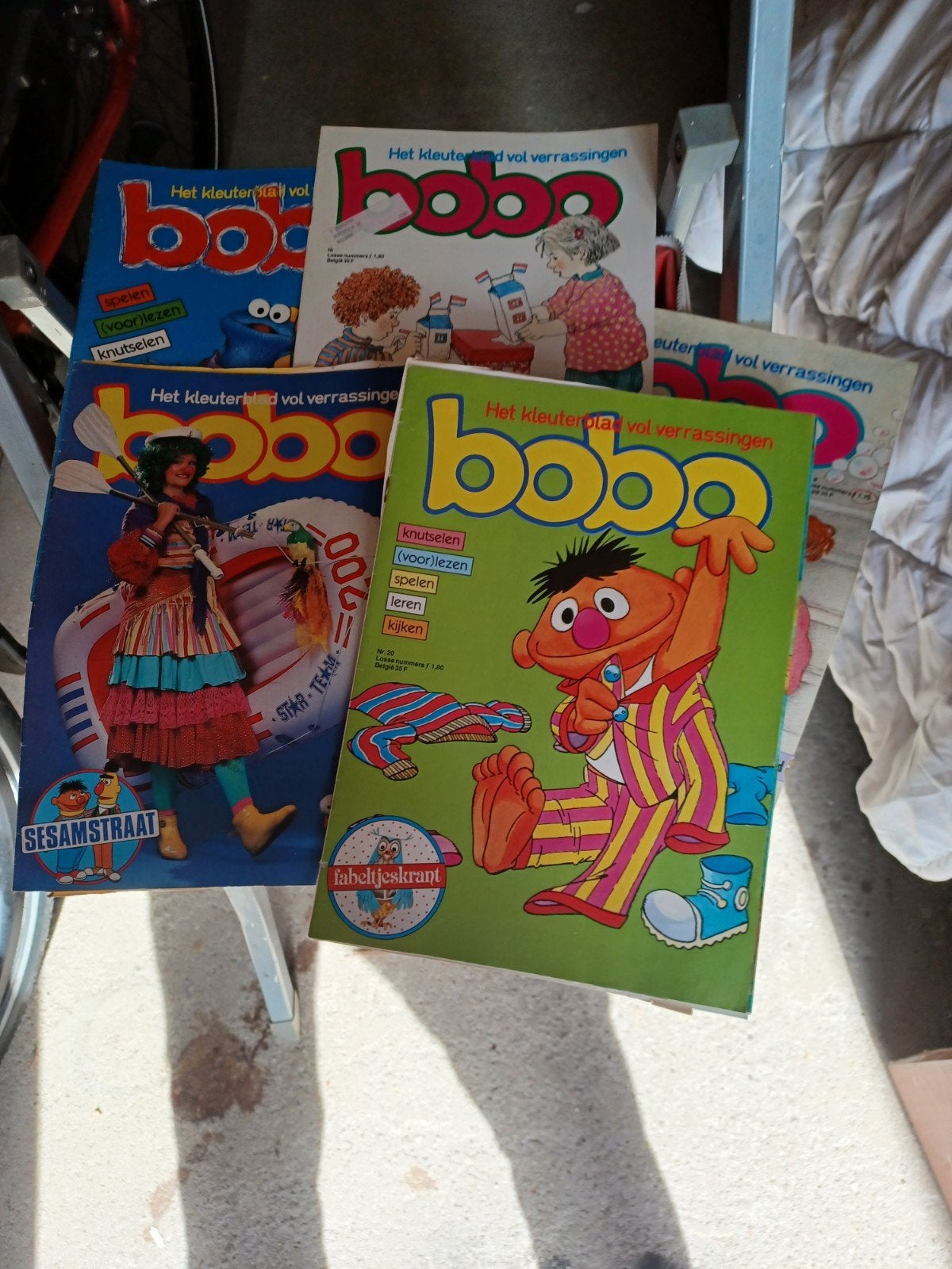 Vintage Bobo tijdschriften en opbergkistje, Boeken, Ophalen of Verzenden, Gelezen, Overige typen