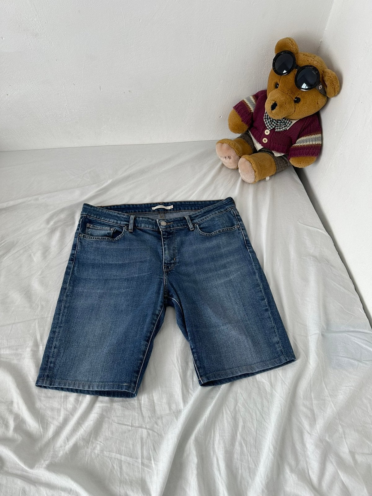 Vintage Levi’s 710 jeans shorts, Kleding | Dames, Blauw, Ophalen of Verzenden, Zo goed als nieuw, W33 - W36 (confectie 42/44)