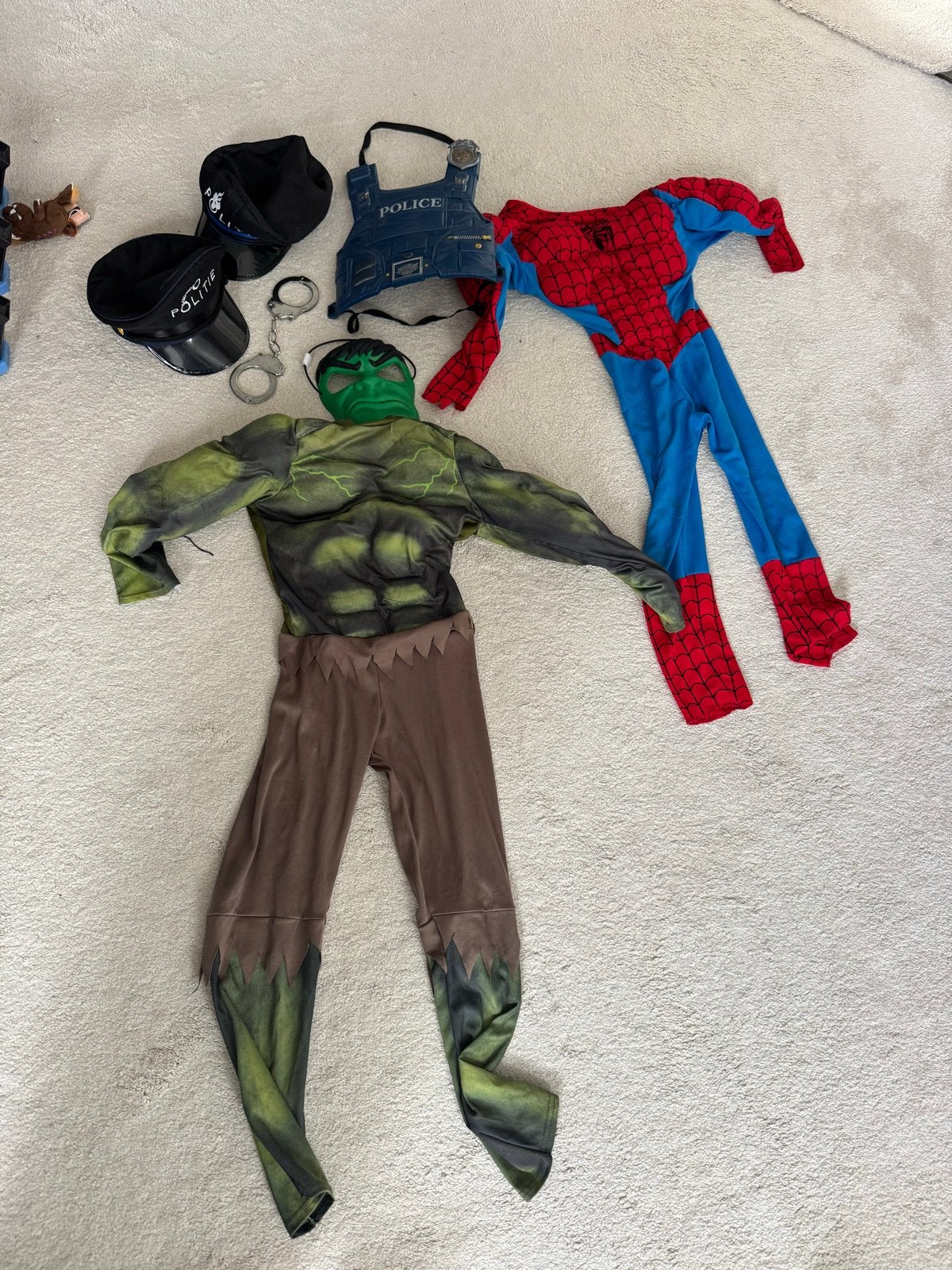 Verkleedkleding: Hulk, Spiderman en Politie set, Ophalen of Verzenden, Gebruikt, 122 t/m 128, Jongen