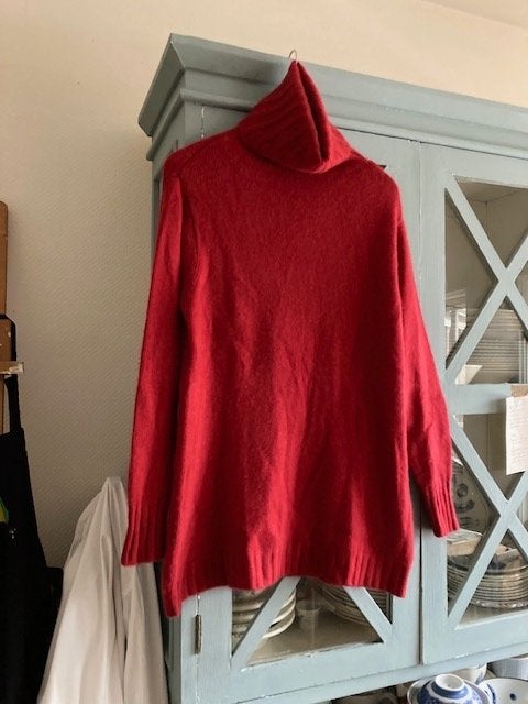 EILEEN FISHER dikke cashmere coltrui, ceriserood, L zgan, Kleding | Dames, Maat 42/44 (L), EILEEN FISHER, Ophalen of Verzenden