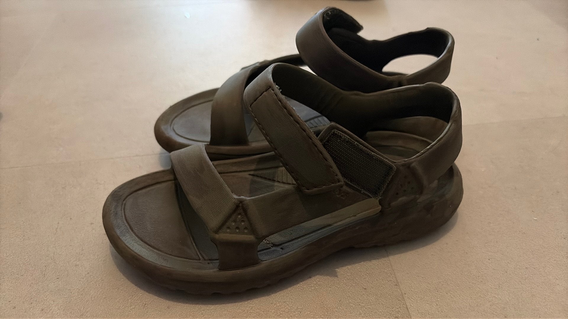 Teva kinder sandalen maat 34, Ophalen of Verzenden, Gebruikt, Overige typen