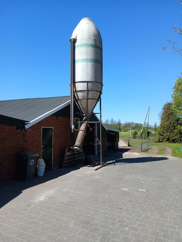 Voersilo, Ophalen of Verzenden