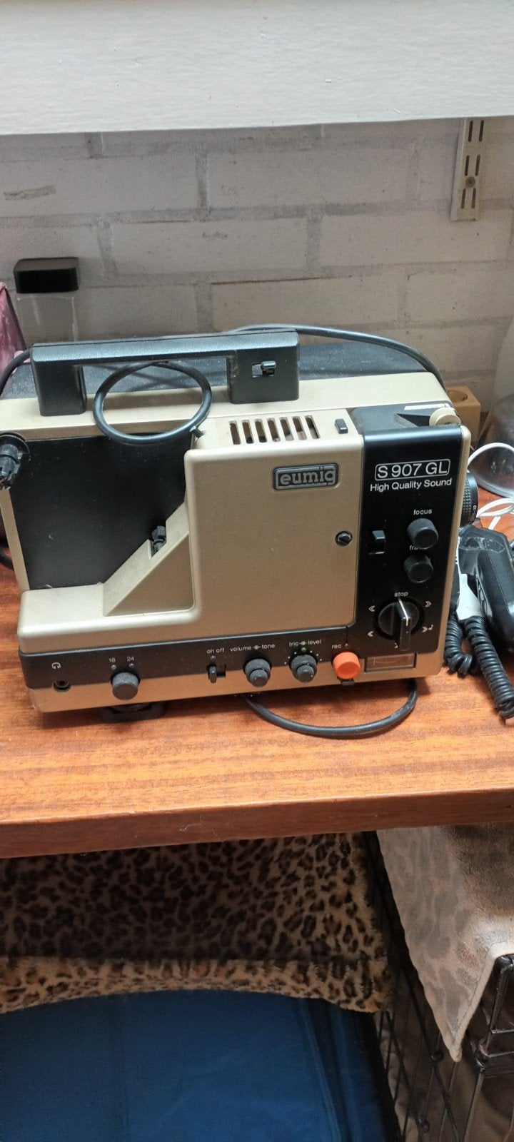 projector eumig met geluid, Ophalen