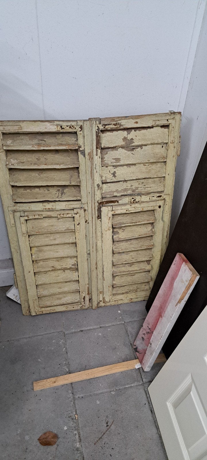 sierluiken voor in huis, Ophalen