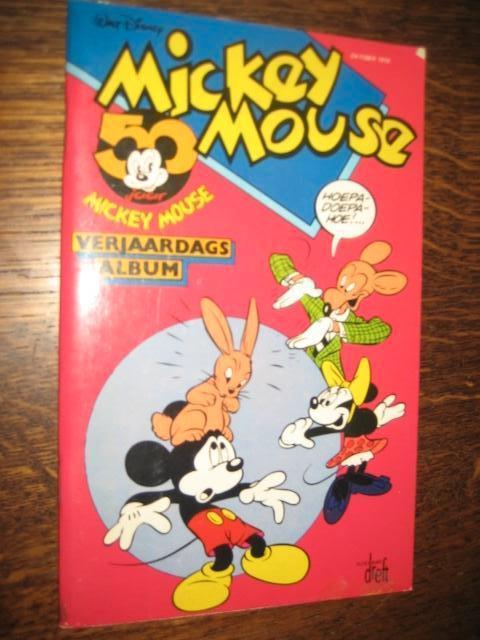 MICKEY MOUSE 50 JAAR  VERJAARDAGSALBUM, Boeken, Stripboeken, Eén stripboek, Ophalen of Verzenden, Zo goed als nieuw