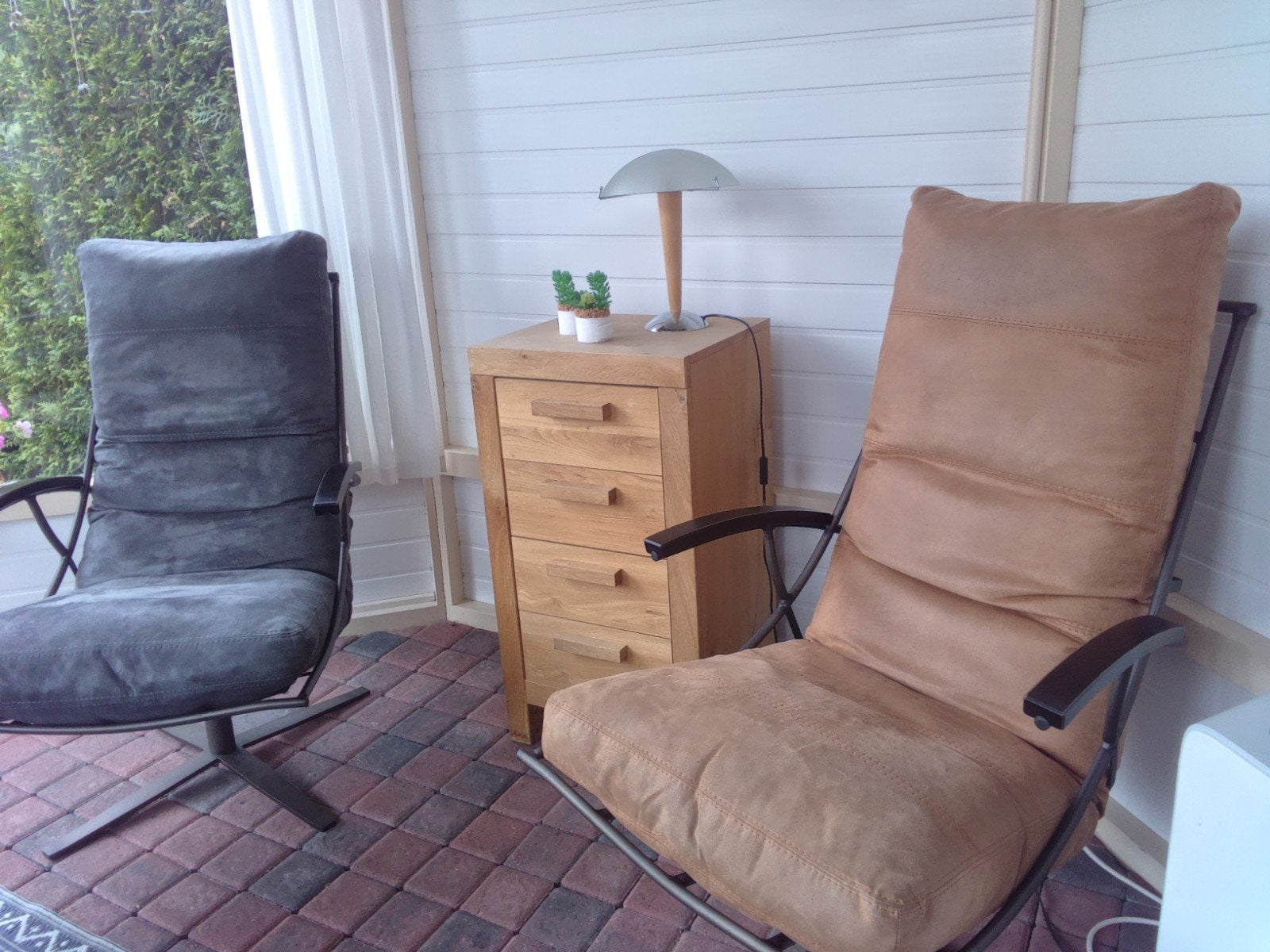 Twee comfortabele draaibare relaxfauteuils, Ophalen, Modern, Comfortabel, Gebruikt, Twee