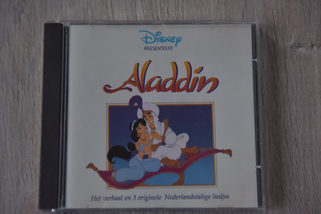 WALT DISNEY -- ALADDIN het verhaal en 3 originele liedjes, Verzenden, Zo goed als nieuw