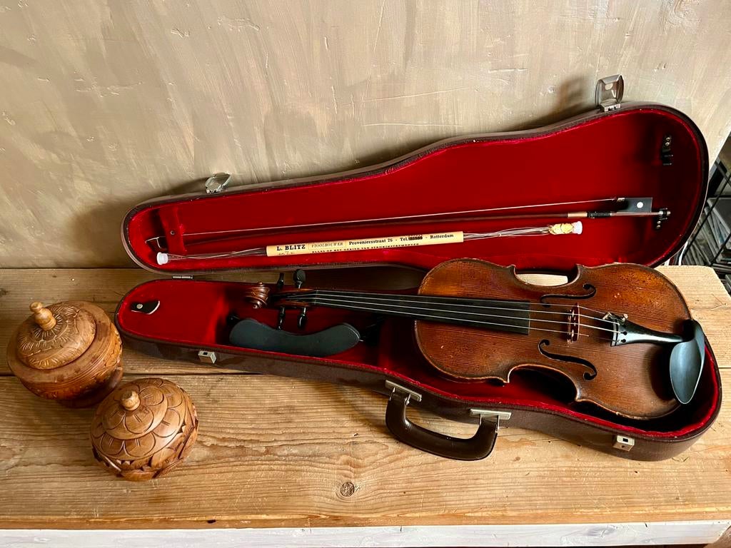4/4 e Viool te koop met strijkstok en koffer., Ophalen, Gebruikt, 4/4-viool