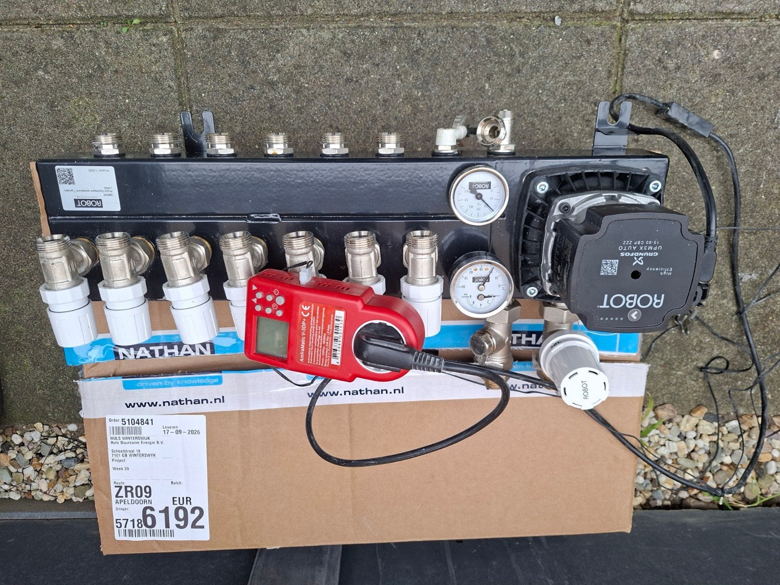 Vloerverwarming verdeler met Grundfos UPM3X, Ophalen, Gebruikt, Minder dan 30 cm, Hoog rendement (Hr)