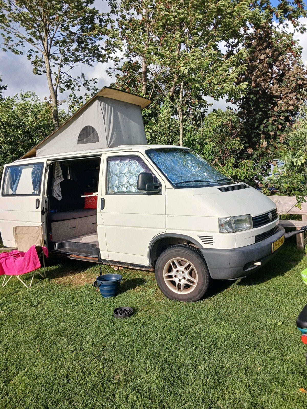 Caravans And Camping Compacte