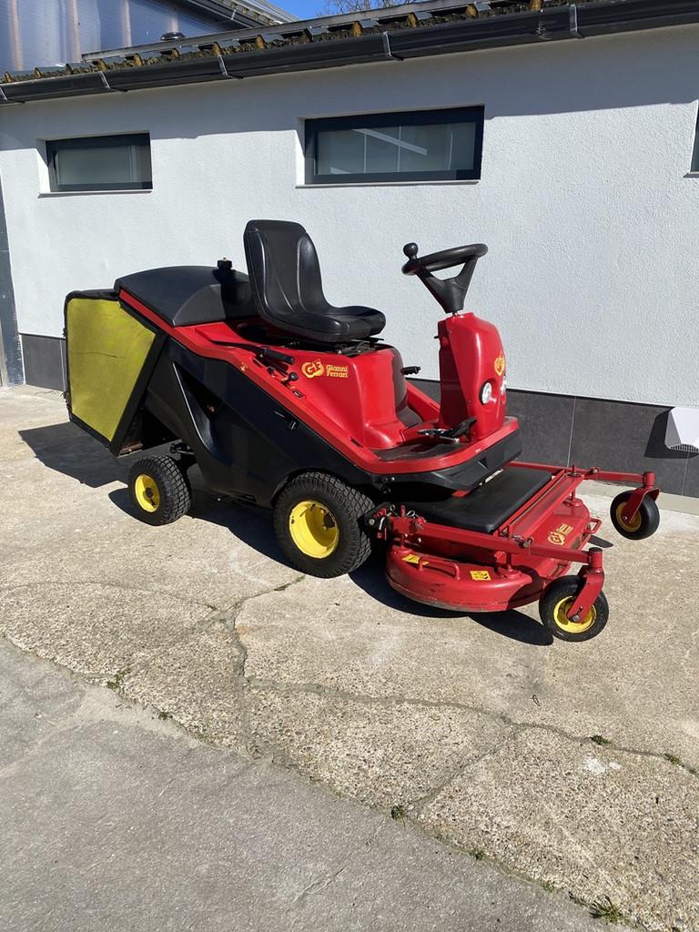 Gianni ferrari GTR 200 Frontmaaier / zitmaaier, Tuin en Terras, Zitmaaiers, Zo goed als nieuw, Gianni ferrari