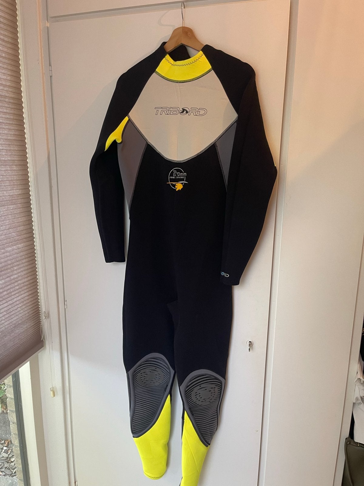 Tribord Wetsuit 2.0mm Free Diving - Maat M (44), Ophalen of Verzenden, Zo goed als nieuw, Dame of Heer, Wetsuit