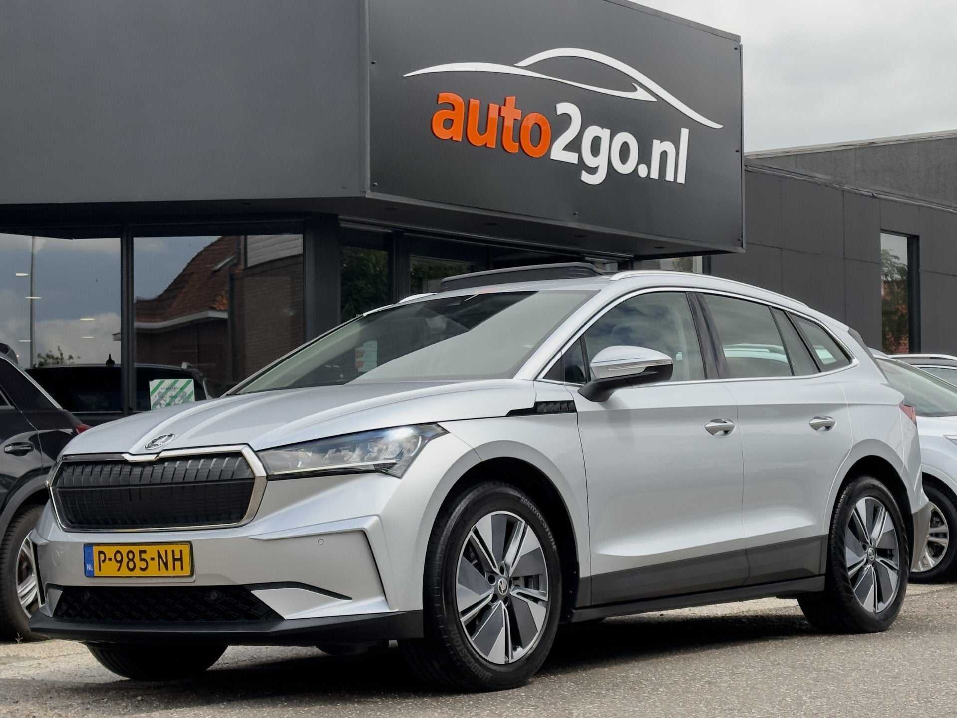 Skoda Enyaq iV 80 SOH 92,73% PANODAK LEDER NAVI DIGI-DASH AP, Auto's, Dealer onderhouden, Achterwielaandrijving, Gebruikt, Leder en Stof