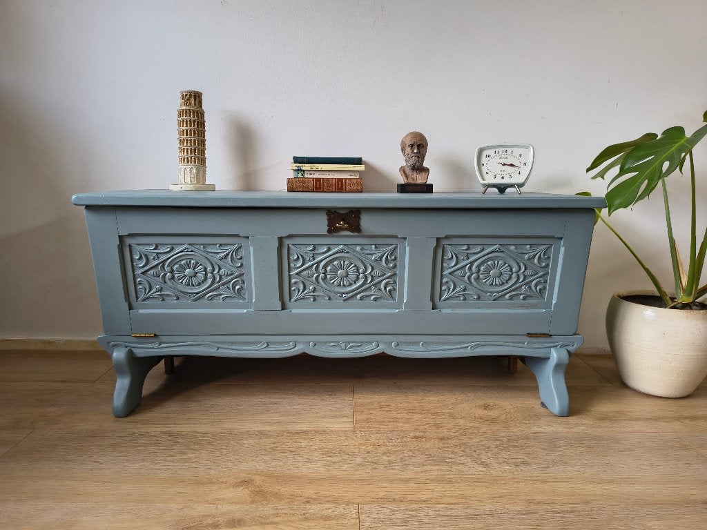 Vintage houten kist / tv-kast (19e eeuw), Ophalen of Verzenden, Zo goed als nieuw, Onbekend, Onbekend