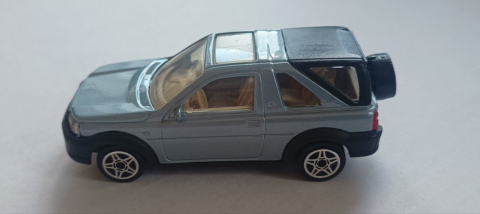 Land Rover Freelander modelauto - Lichtblauw, Ophalen of Verzenden, Gebruikt