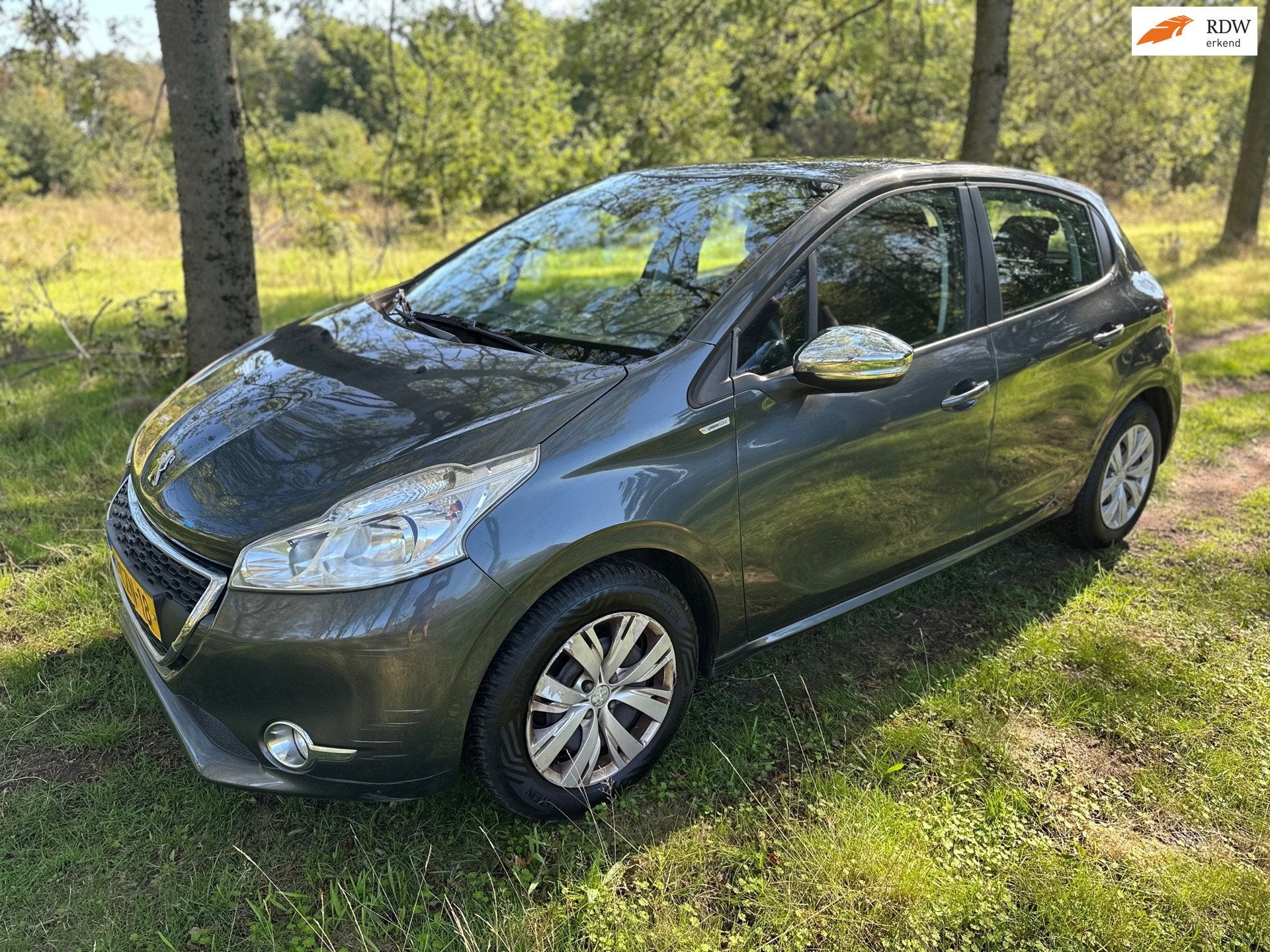 Peugeot 208 1.2 VTi Urban Soul apk t/m 22-10-2027, Voorwielaandrijving, Euro 5, Parkeersensor, Gebruikt