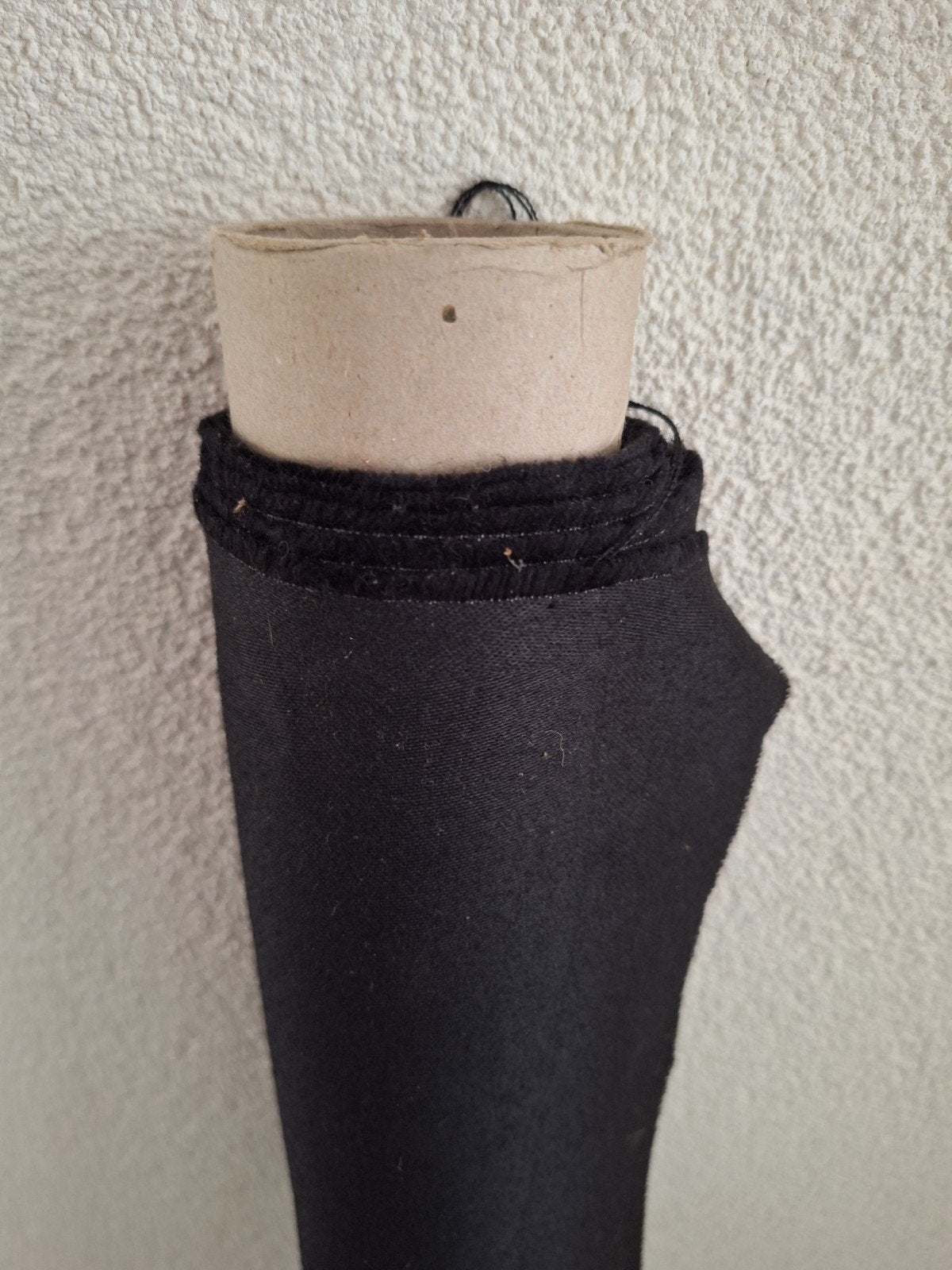 Zwarte stof op rol - Polyester, Hobby en Vrije tijd, Stoffen en Lappen, Ophalen, 120 cm of meer, Zwart, Nieuw
