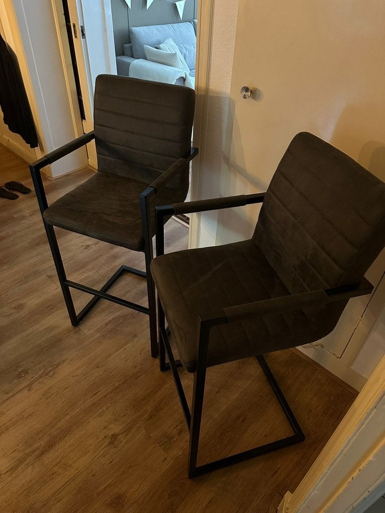 Hoge stoelen/Bar krukken, Ophalen, Twee, Zo goed als nieuw, Metaal