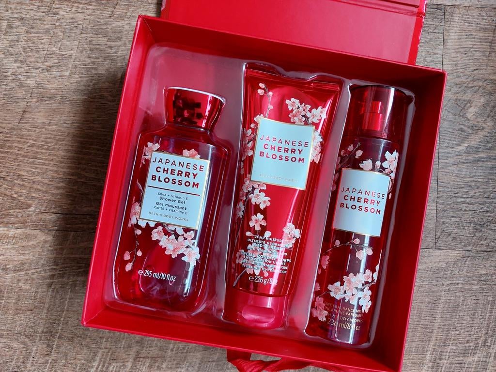 Bath & Body Works Japanese Cherry Blossom Cadeauset, Ophalen of Verzenden, Nieuw, Bad & Douche