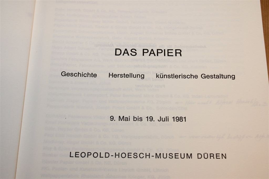 Papier — Geschiedenis, Productie & Kunst [DE], Ophalen of Verzenden, Gelezen, Overige onderwerpen