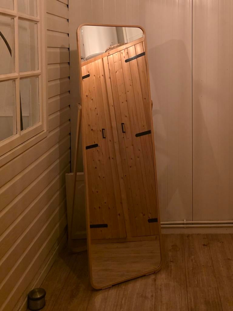 IKEA IKORNNES Staande spiegel, essen, 52x167 cm, Ophalen, Zo goed als nieuw, 150 tot 200 cm, Rechthoekig