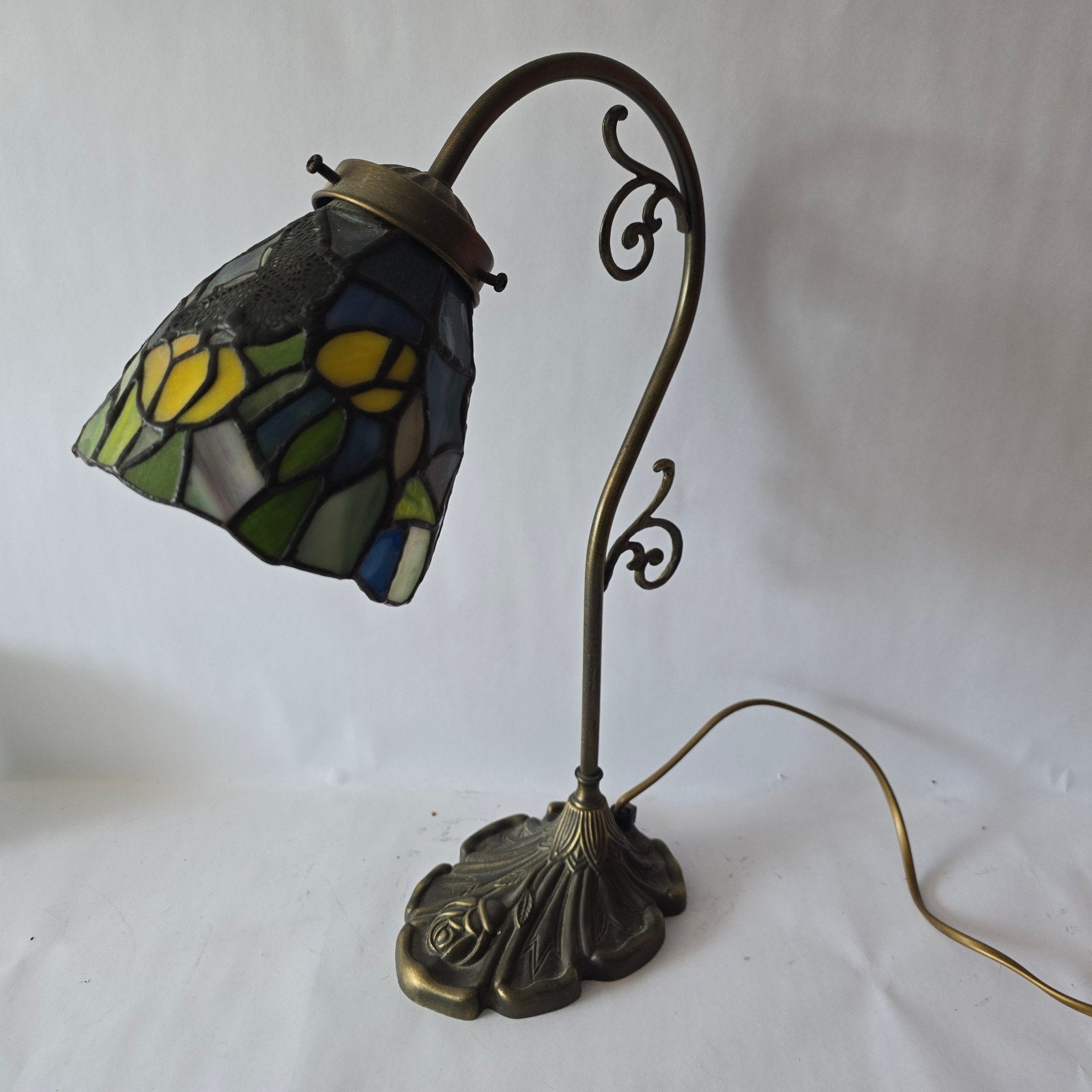 Tiffany Stijl Tafellamp - Vintage Design, Gebruikt, Vintage, E14 (klein), Ophalen of Verzenden