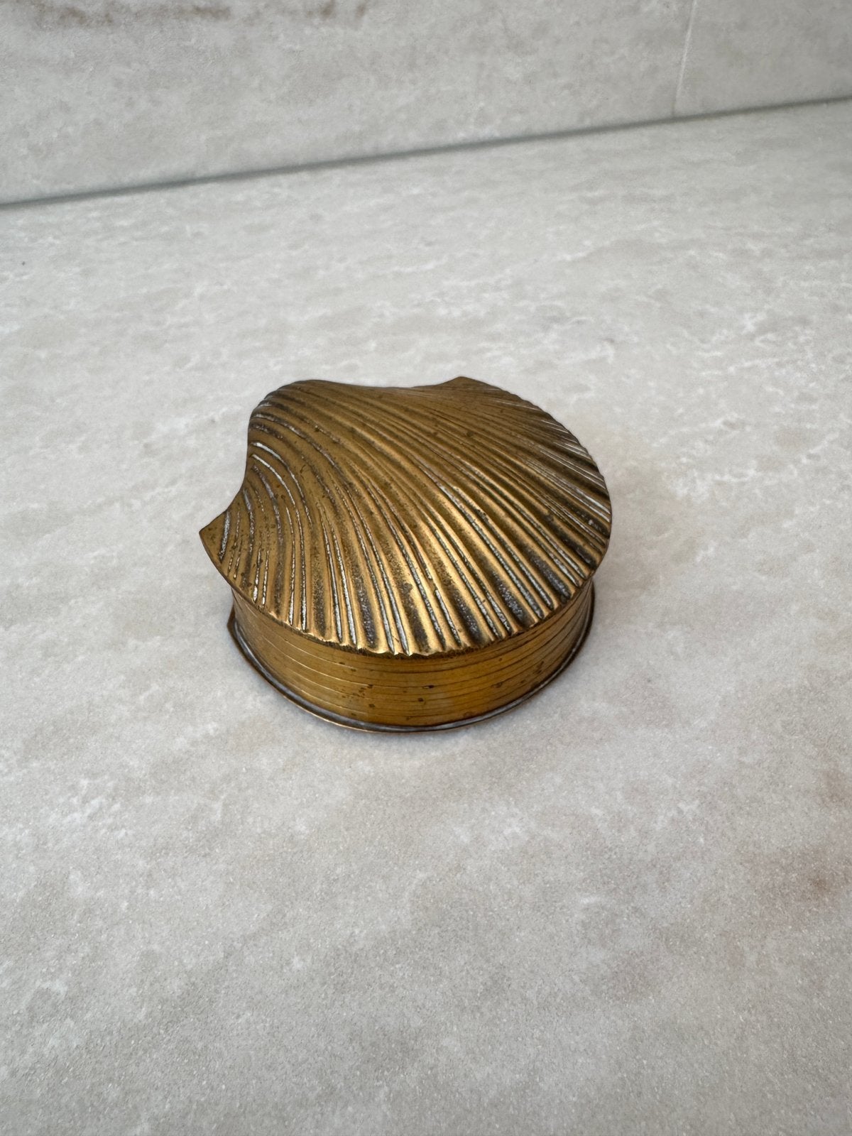 Vintage messing schelp doosje | Brass clamshell trinket box, Antiek en Kunst, Ophalen of Verzenden