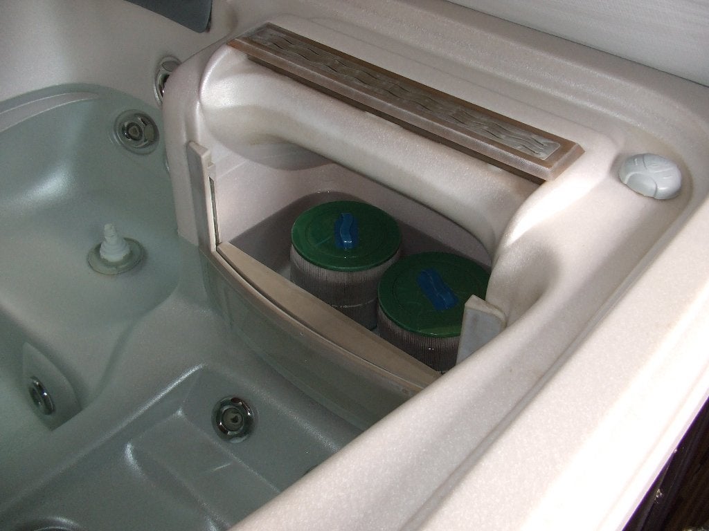 ARTISAN SPAS ISLAND JACUZZIE MODEL SANTA CRUZ., Ophalen of Verzenden, Gebruikt, Apparaat
