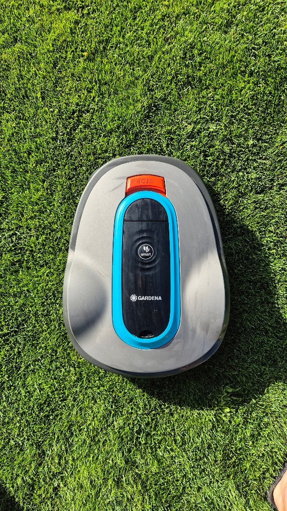 GARDENA Smart Sileno Life 750m² incl garantie, Ophalen, Zo goed als nieuw, Gardena, Bestuurbaar via app
