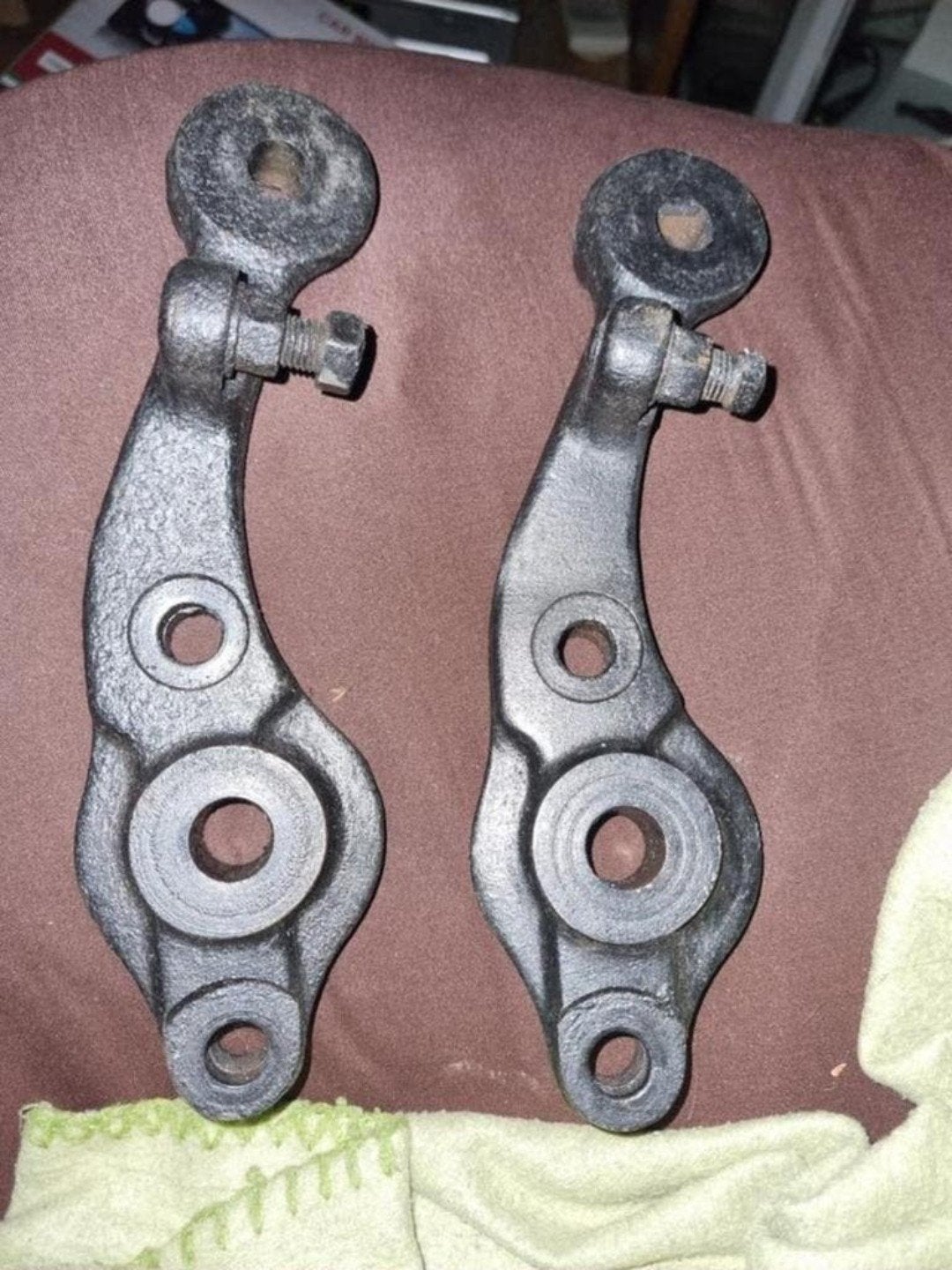 Stuurarm links en rechts toyota corolla ke30 €40,00

Stuurar, Auto-onderdelen, Ophalen of Verzenden, Gebruikt, Toyota