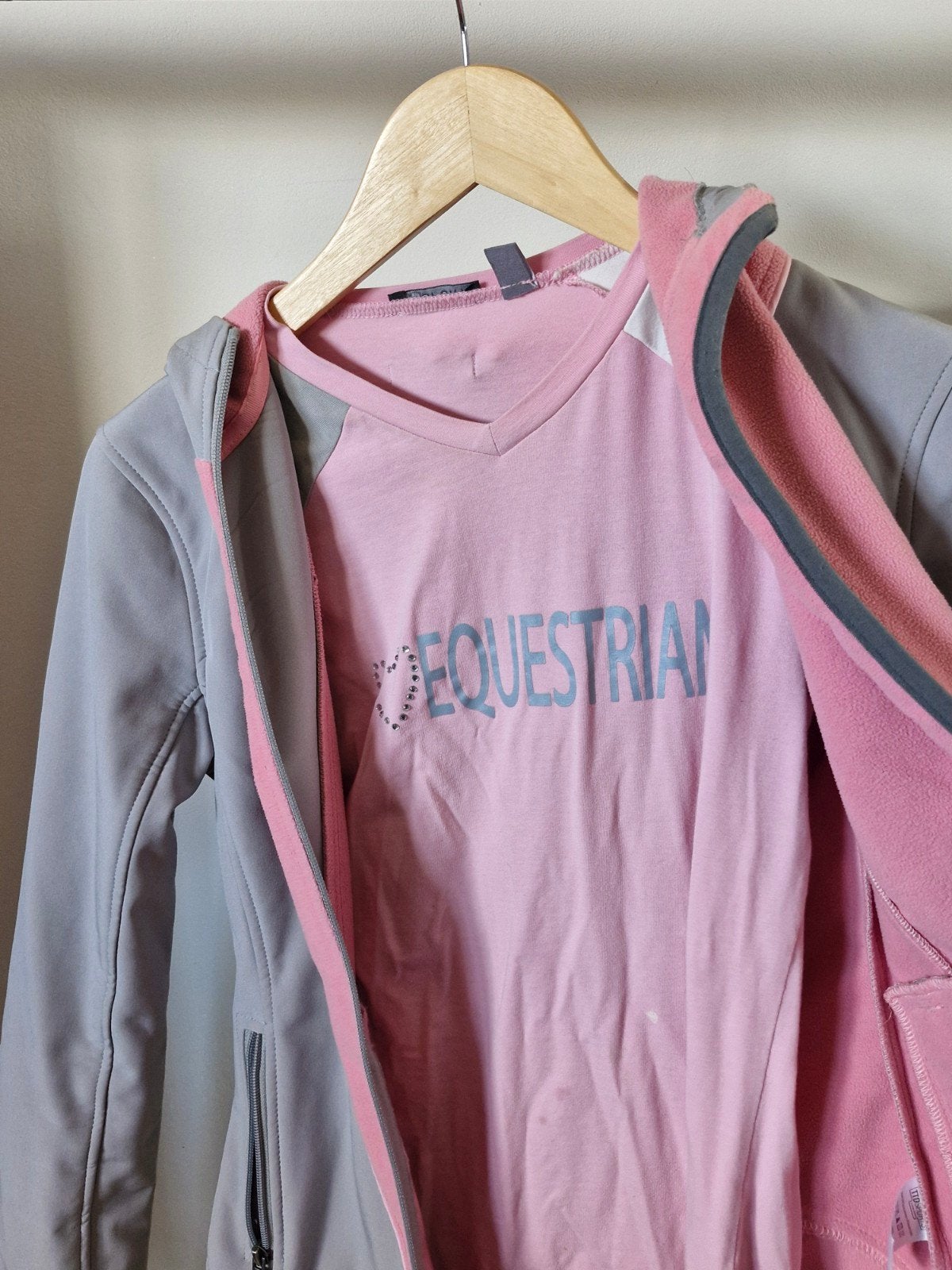 I love Equestrian jas & polo shirt maat 164/S, Kinderen en Baby's, Ophalen of Verzenden, Gebruikt, Meisje, Setje