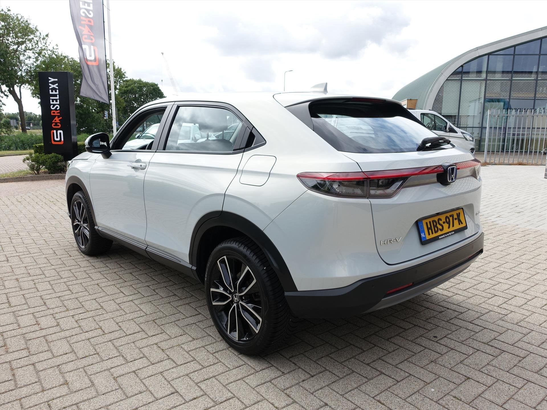 HONDA HR-V 1.5 i-MMD 131pk CVT Elegance, Auto's, Automaat, Stof, Bedrijf, Hybride Elektrisch/Benzine