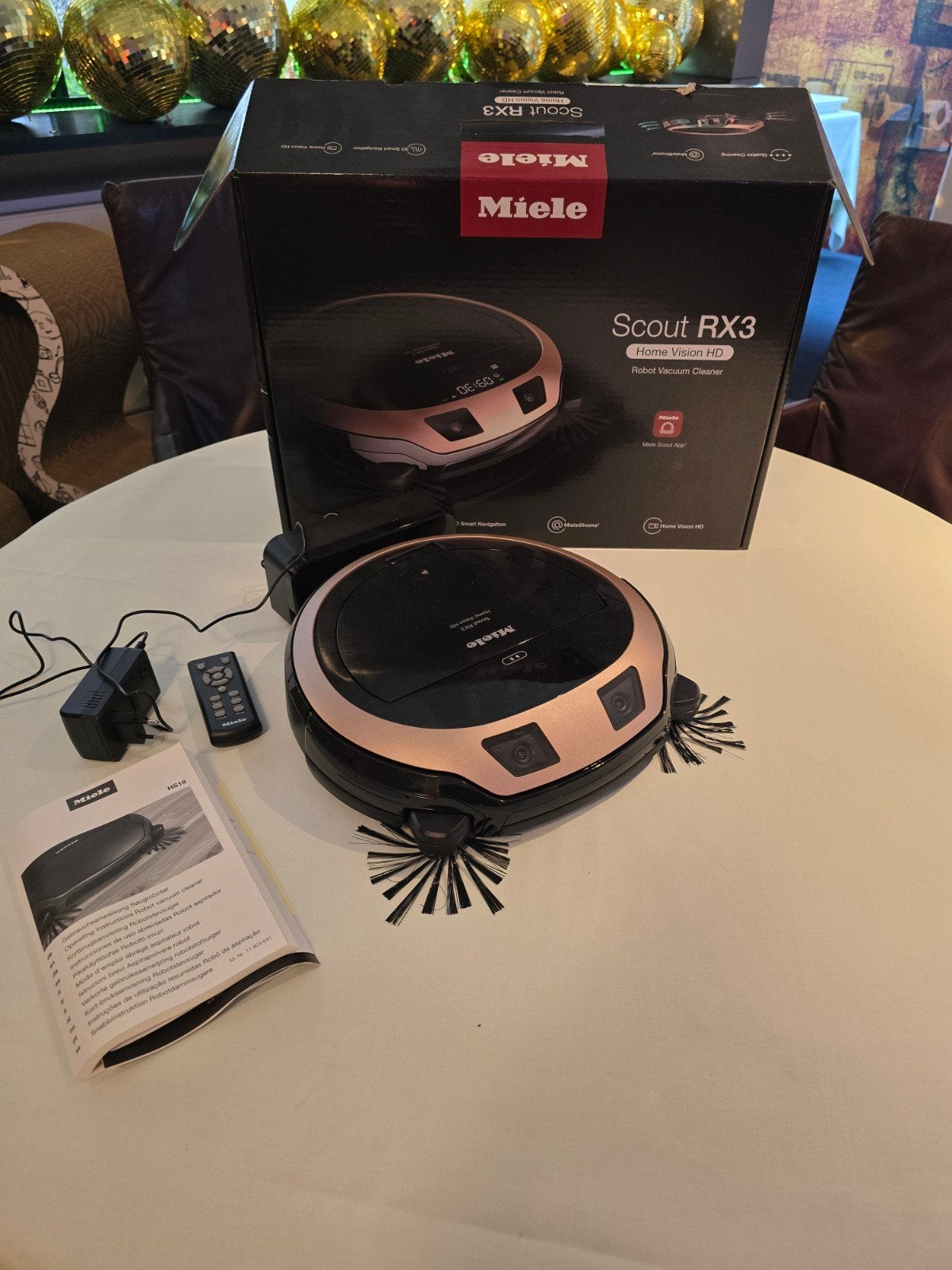 Miele Scout RX3 Robotstofzuiger - Zo goed als nieuw, Witgoed en Apparatuur, Ophalen of Verzenden, Zo goed als nieuw, Miele, Reservoir