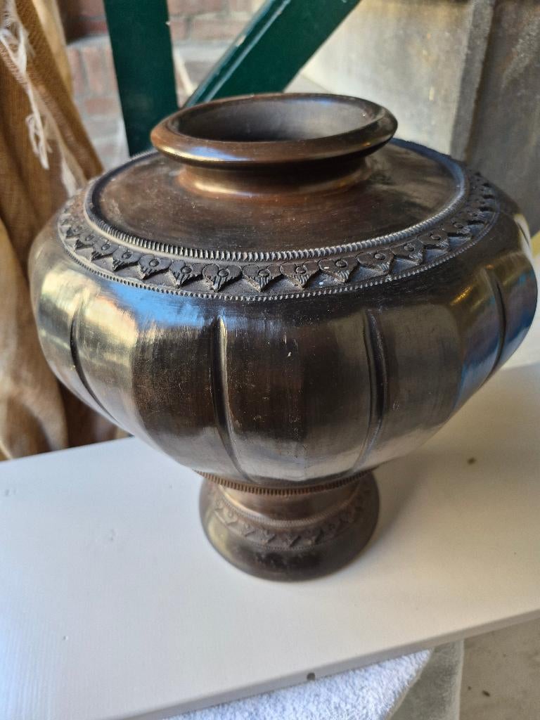 Aziatische terracotta vaas, uit India, Nepal of India antiek, Ophalen, Gebruikt, Overige kleuren, Aardewerk of Porselein