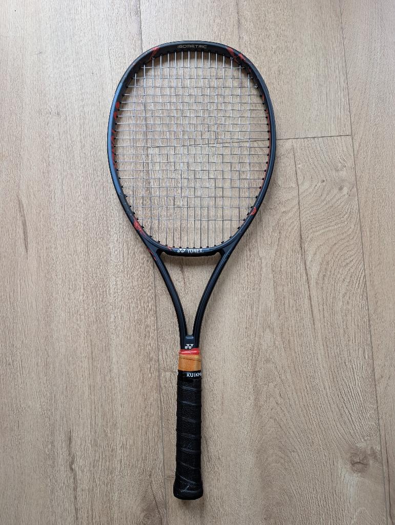 Yonex Vcore Pro 97, Sport en Fitness, Tennis, Zo goed als nieuw, Racket, Ophalen, L2