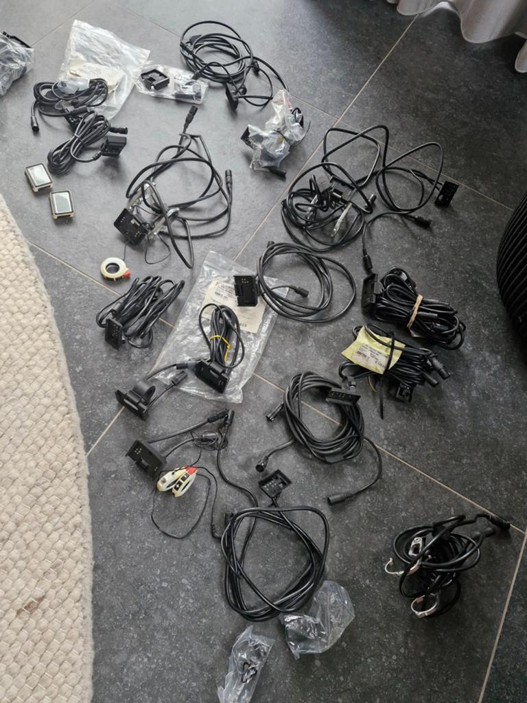 Trek bionx kabels, houders, opladers etc etc., Ophalen of Verzenden, Minder dan 2 meter, Overige kabels