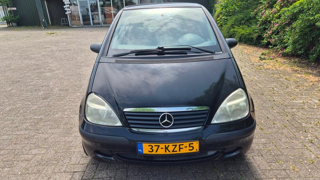 Mercedes-Benz A-klasse 140 Classic NIEUWE APK, Voorwielaandrijving, 4 cilinders, Zwart, 14 km/l