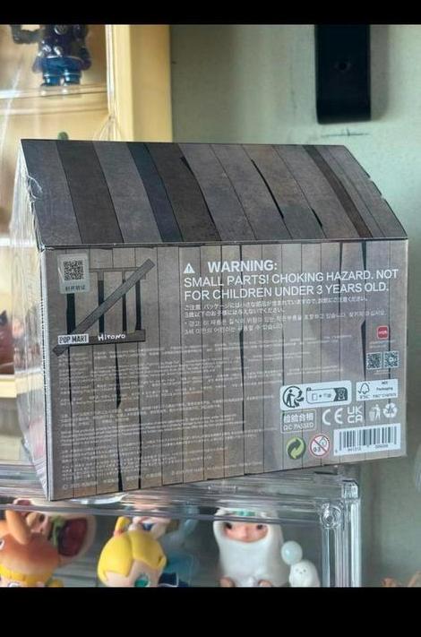 Hirono Living Wild -Pop Mart, Ophalen of Verzenden, Zo goed als nieuw